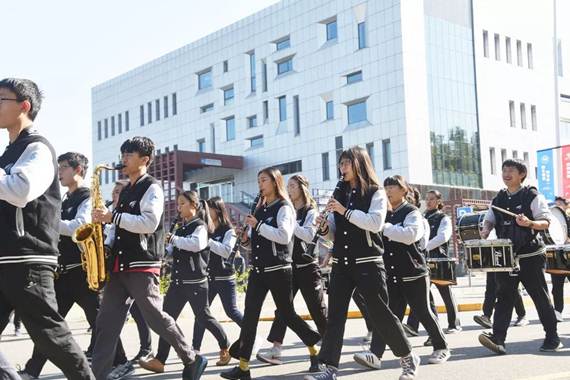 说明:https://news.buaa.edu.cn/__local/2/ED/FC/7AE562379639D9619956F6486EE_812294F1_23CE8.jpg