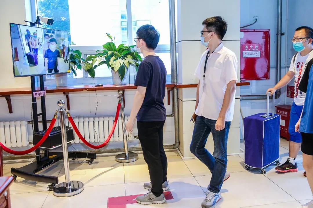 说明: https://news.buaa.edu.cn/__local/E/08/A5/D7FF285260E5A2056BCB714245F_E7895A70_1D16D.jpg